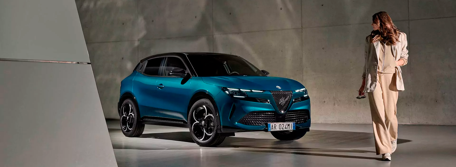 Suv ALFA ROMEO Junior Ibrida Speciale EDCT6 1.2
