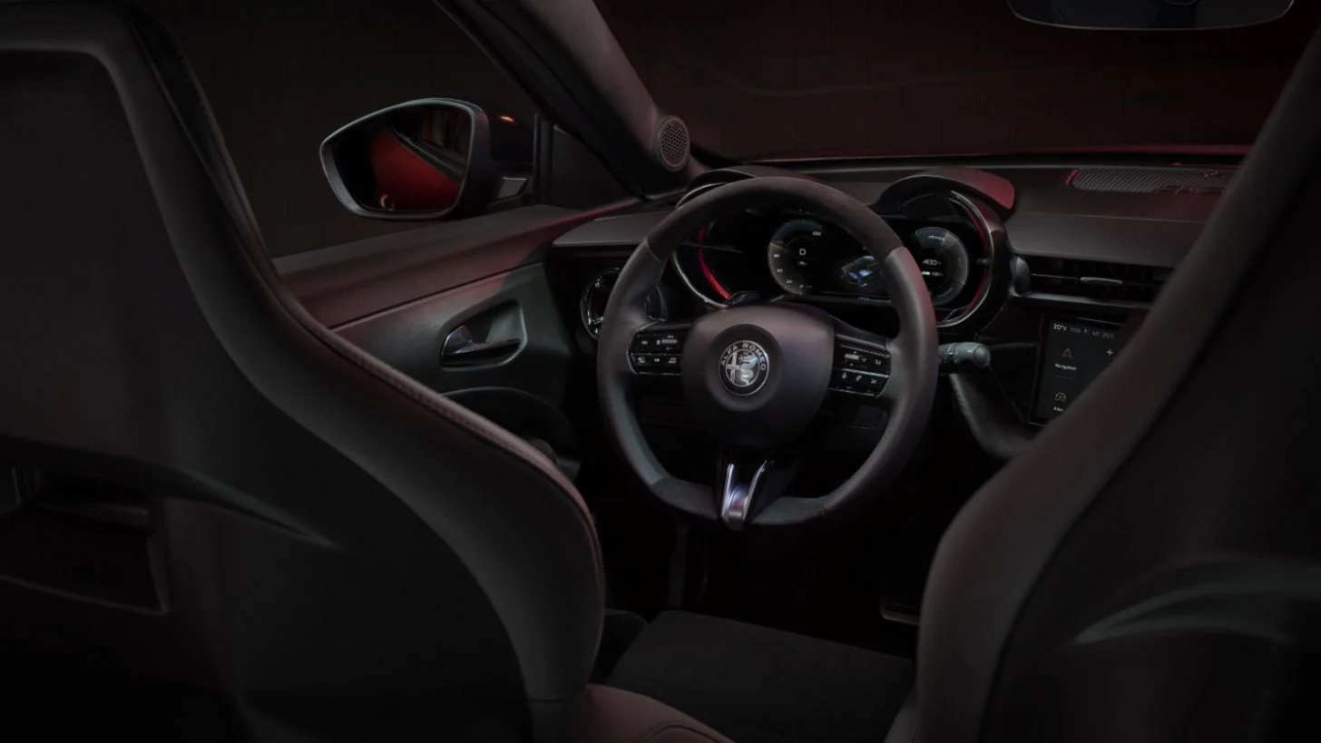 Suv ALFA ROMEO Junior Ibrida Speciale EDCT6 1.2 Suv ALFA ROMEO Junior Ibrida Speciale EDCT6 1.2
